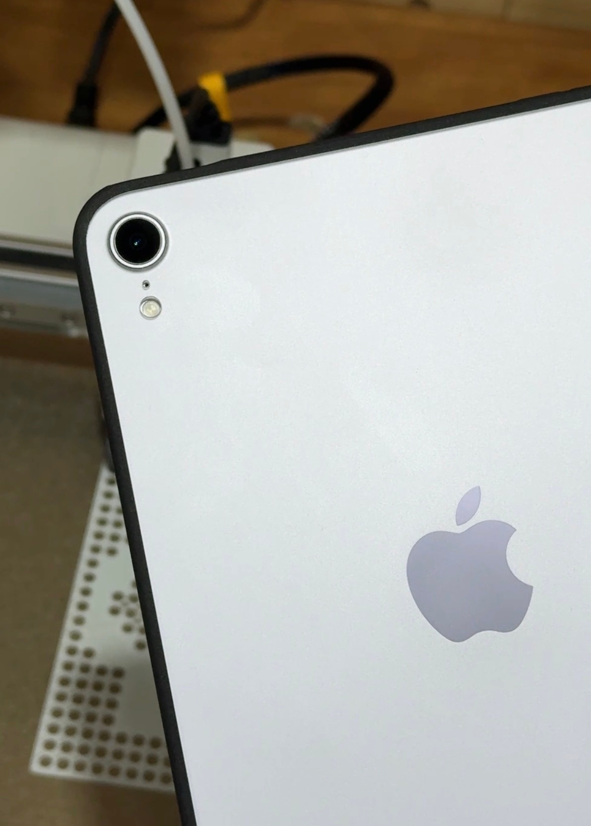 几年前，我们就看好平板磁吸我们应该是全网第一个给平板做引磁片的，也是最早一批给 