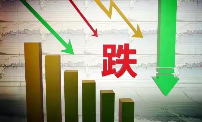 标题：A股断崖式杀跌，恐慌盘疯狂涌出！午后绝地反击一触即发？---一、继黑色星期