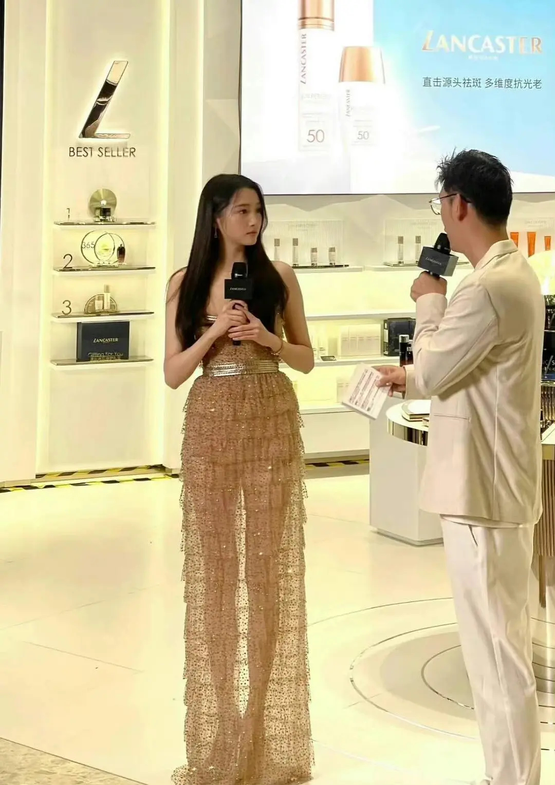 好长的腿 这是素颜？ 