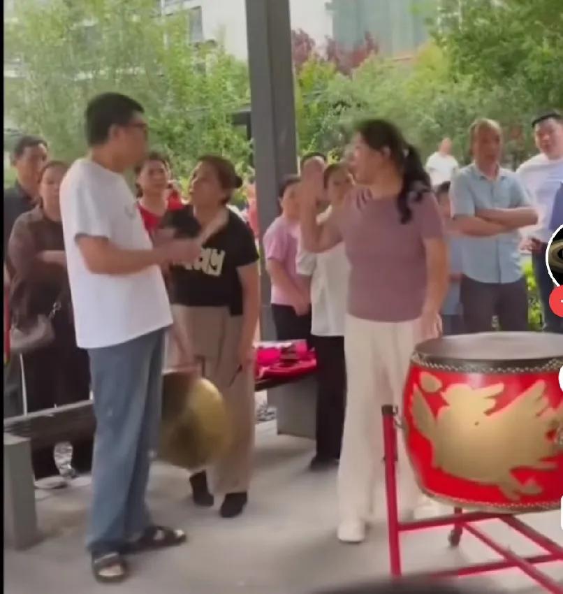 还是老生常谈——不是人老了变坏了，是坏人变老了。
马上就要高考了，多少家长都忧心
