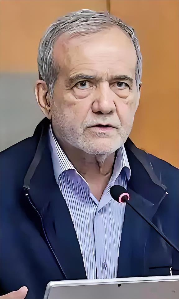 佩斯科夫直指乌方炸俄天然气管道！冲突背后的舆论战，藏着太多暗流
 
俄罗斯秘书传