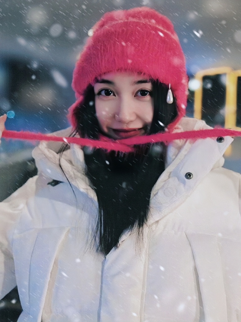 jyy#蒋依依0101生日快乐# 蒋依依 你那里下雪了吗🌨️本南方的孩子想看看