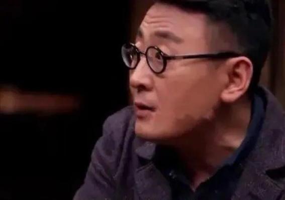 2016年窦文涛：“我在北京点了个外卖，超时3分钟没到，我就顺手点了‘催单’”。