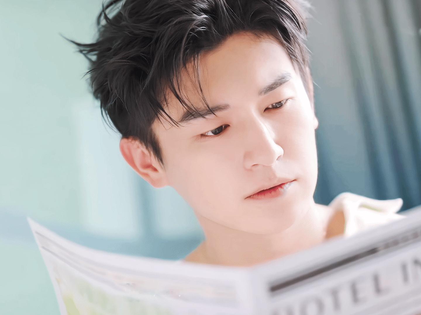 #杨旭文卢凌风# ⭐#杨旭文出道十周年# 接受不圆满，允许有遗憾，山高海阔，还请