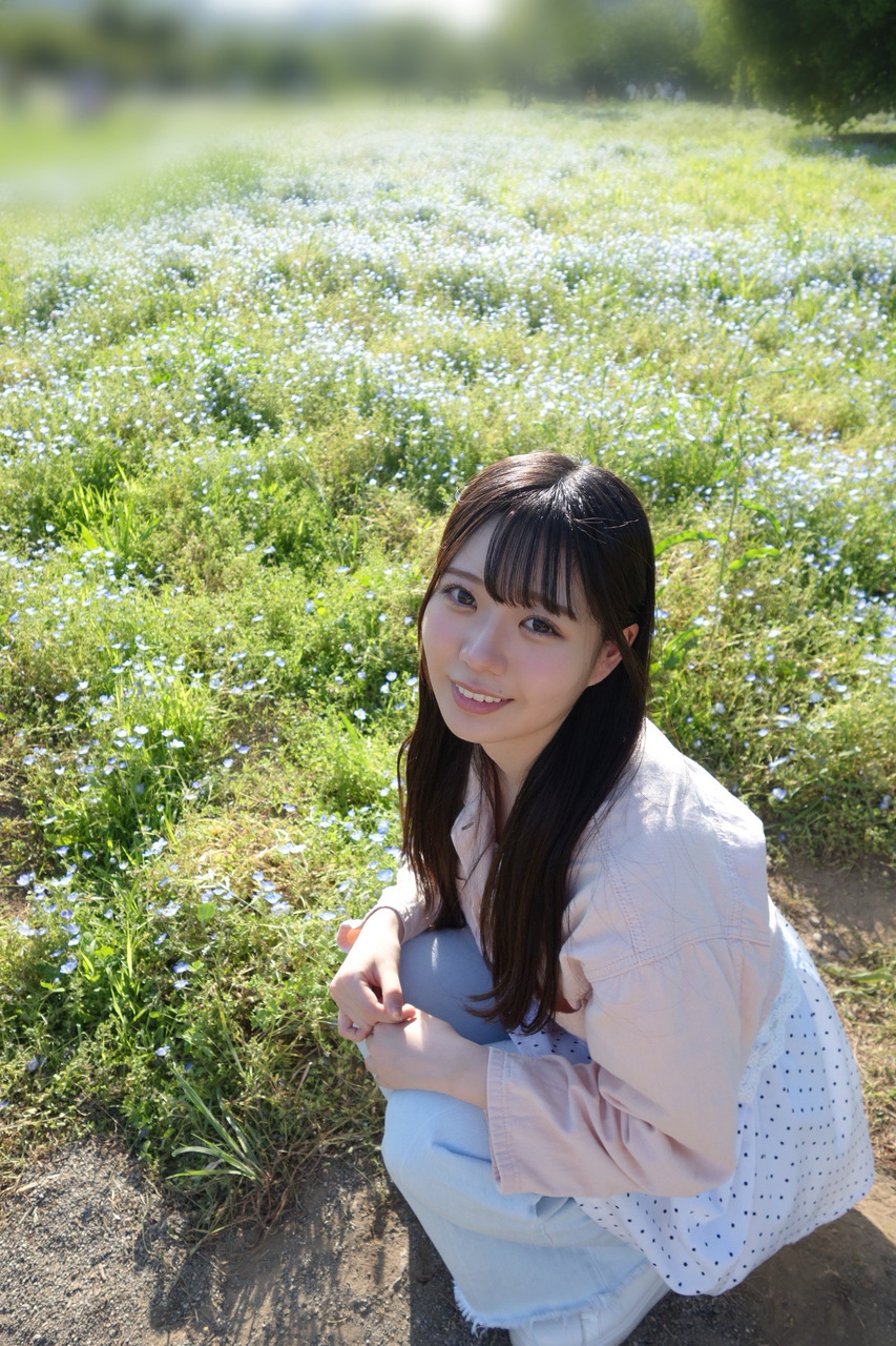 坂井新奈「最近、美月にお花畑いこう〜と誘ってくれて行きたーいとなって、自然の溢れ