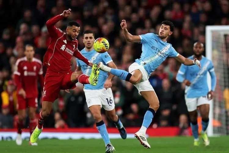 这一个比赛日，利物浦在英超第25轮联赛，迎来了万众瞩目的红蓝大战，坐镇主场对决来