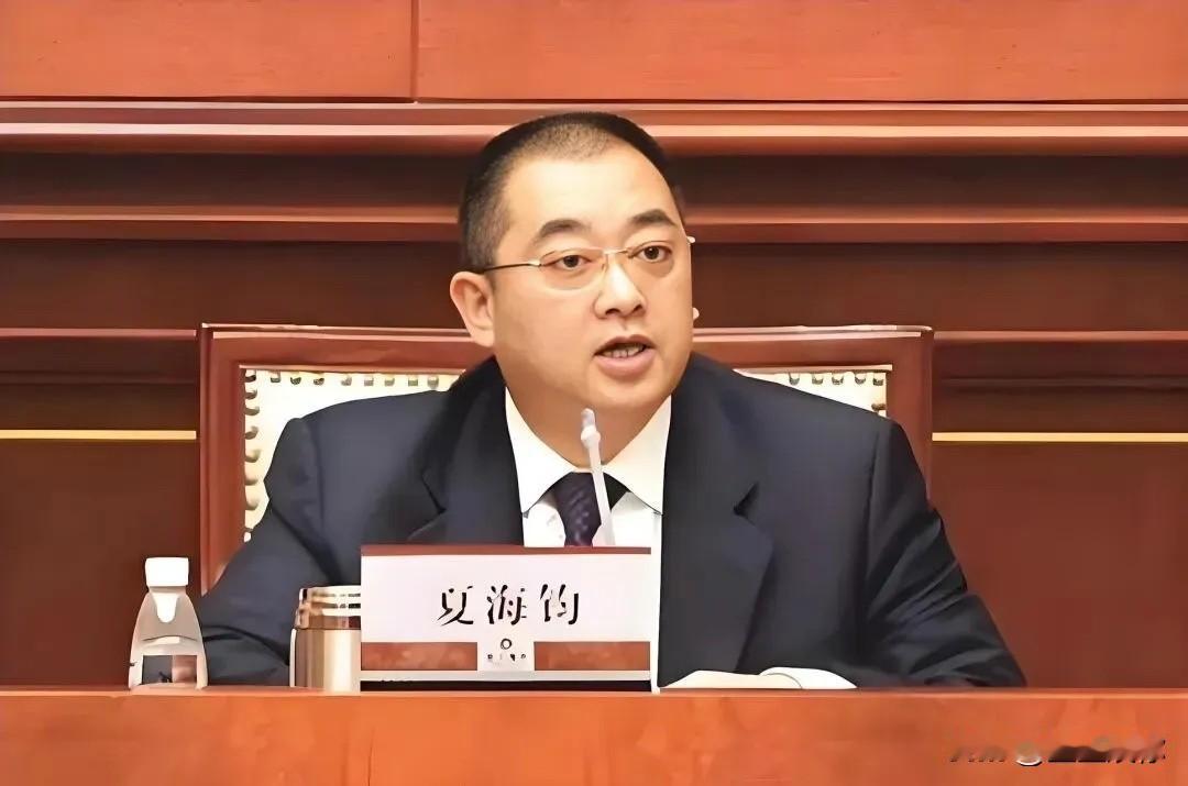 恒大集体宣判尘埃落定，许家印被判无期，五十多名高管纷纷领刑1‑18年，唯独二号人