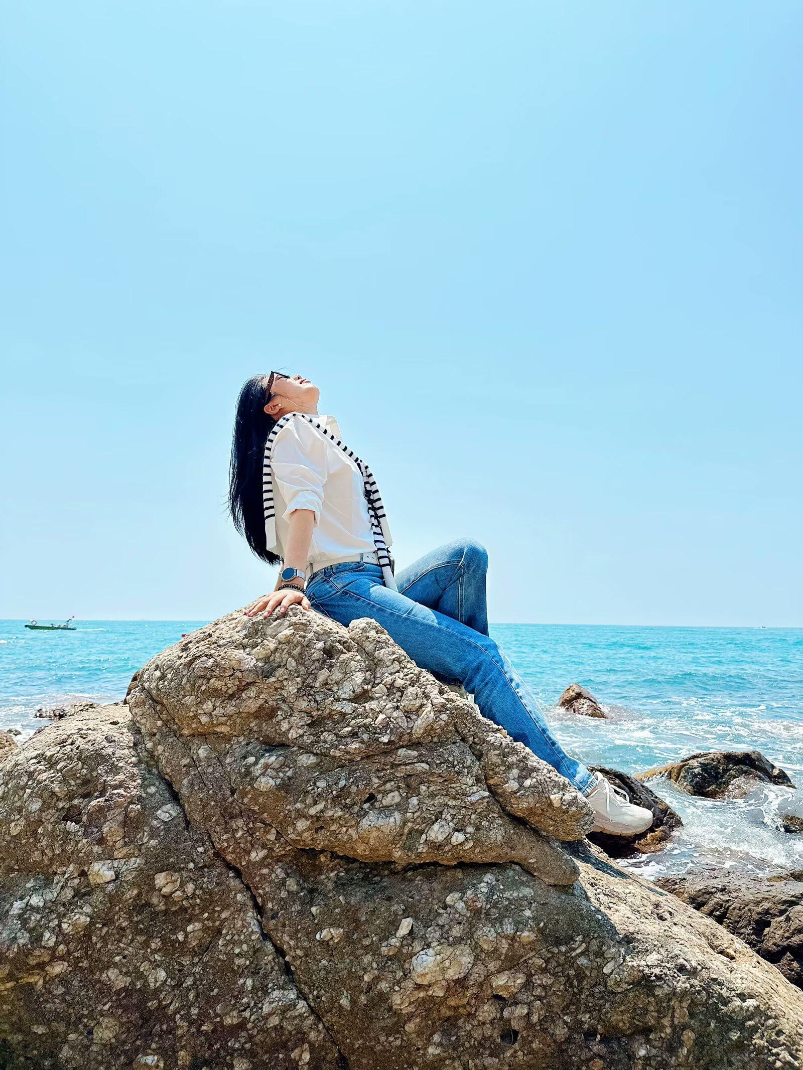 你怎么舍得让我的泪流向海