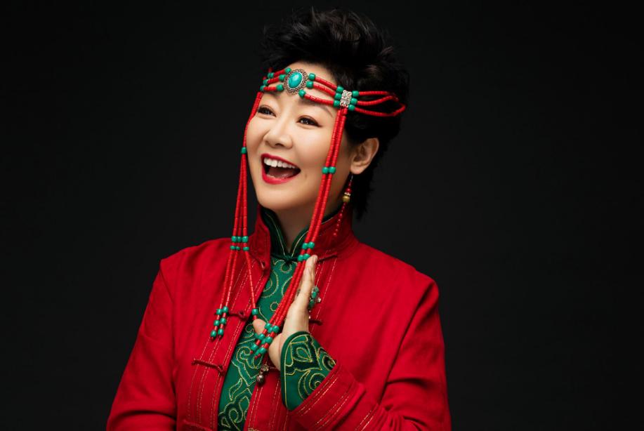 萨日娜42票拿下百花奖，那句“真的是我吗”真心不是演的！
第38届百花奖最佳女配