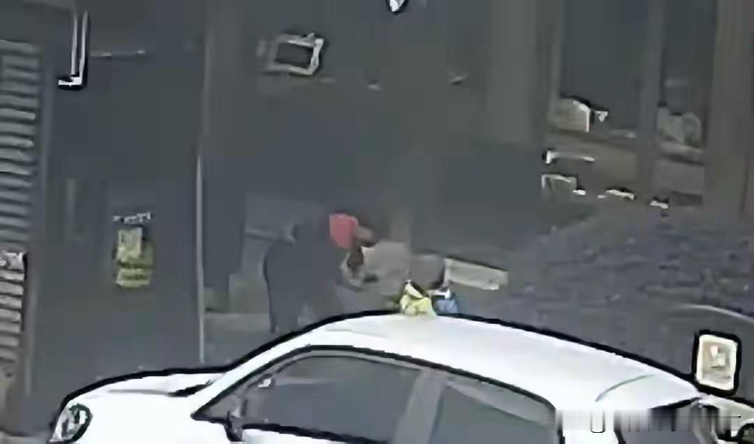 “超时就超时吧！”最近，杭州临平一位外卖小哥的举动让无数人动容，面对可能超时罚款