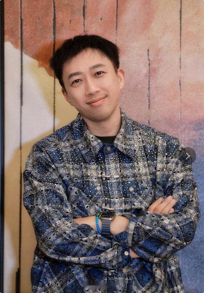 于正减脂成功回应争议于正说AI图分明是自己瘦下来的样子 1月20 日，发文回应减