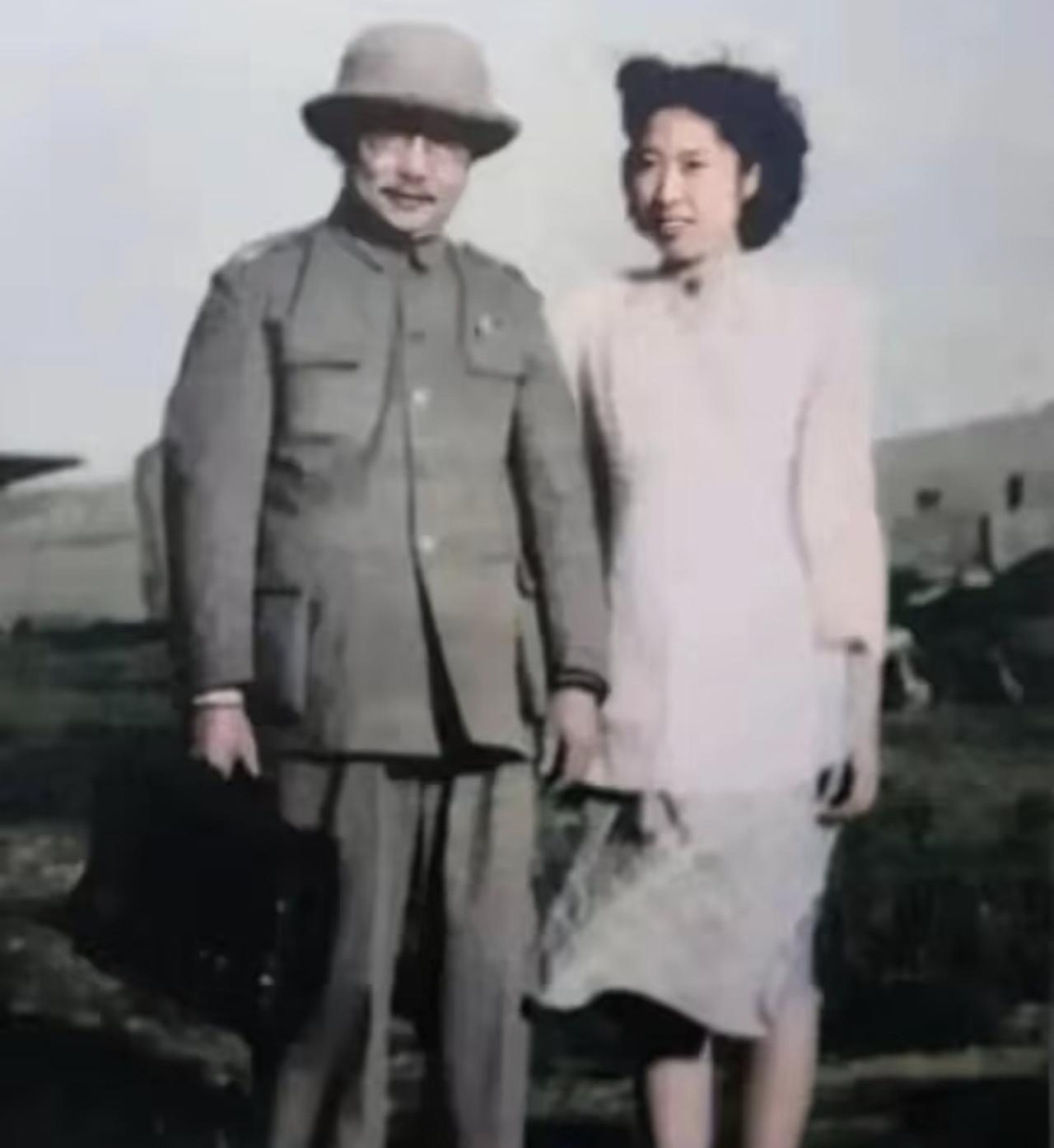 没想到1946年的王光美，本来已经拿到斯坦福大学物理系全额奖学金，行李都收拾妥当