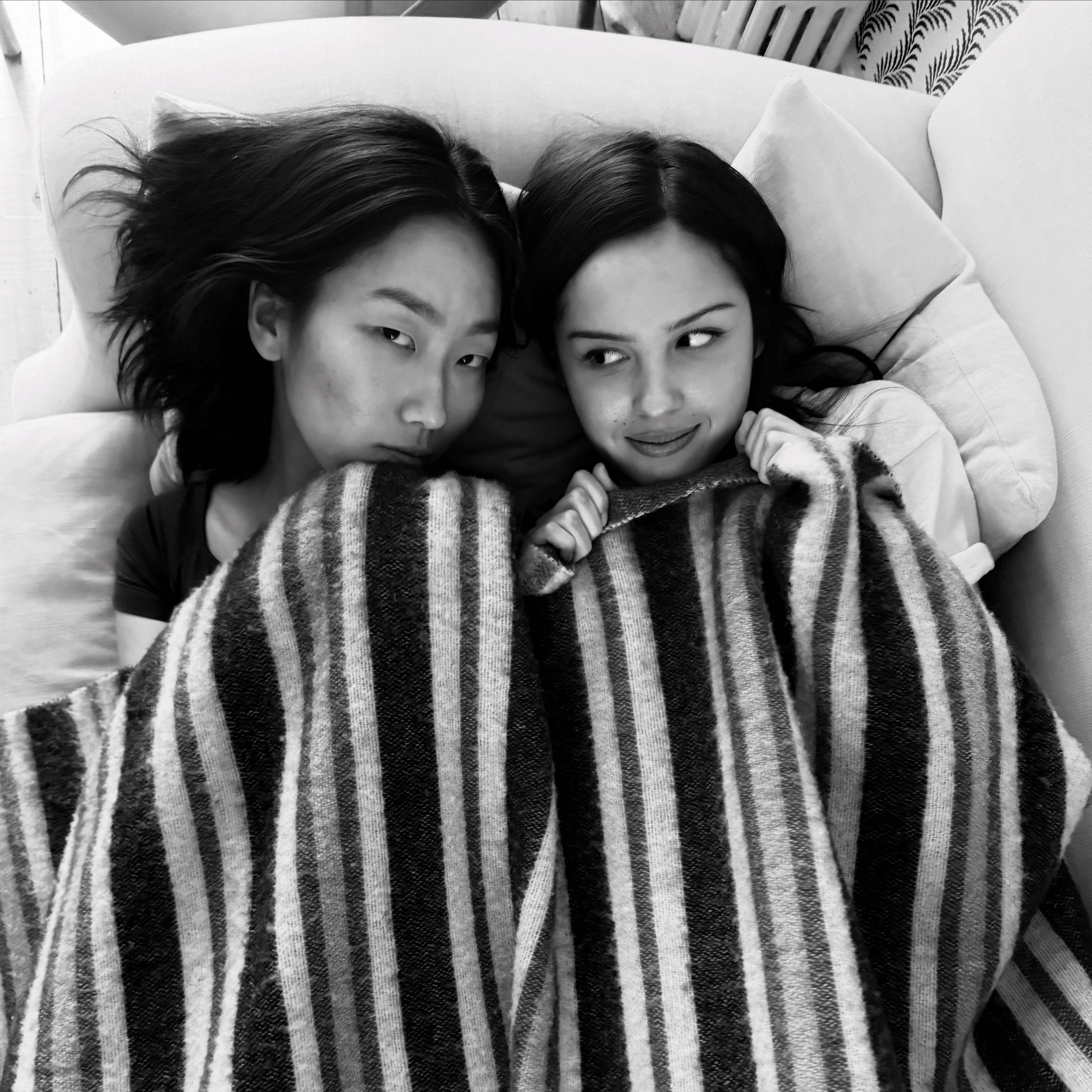 Olivia Rodrigo 晒同床照祝好闺蜜 Madison Hu / 胡紫蕊