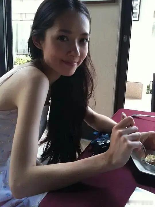 单说美貌，谁能比得上当时的郭碧婷真的好美 