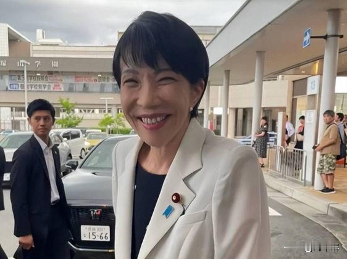 早苗“兴风作浪”，“逾越红线”！
对此，蔡正元教授觉得，中日爆发武力冲突的可能性