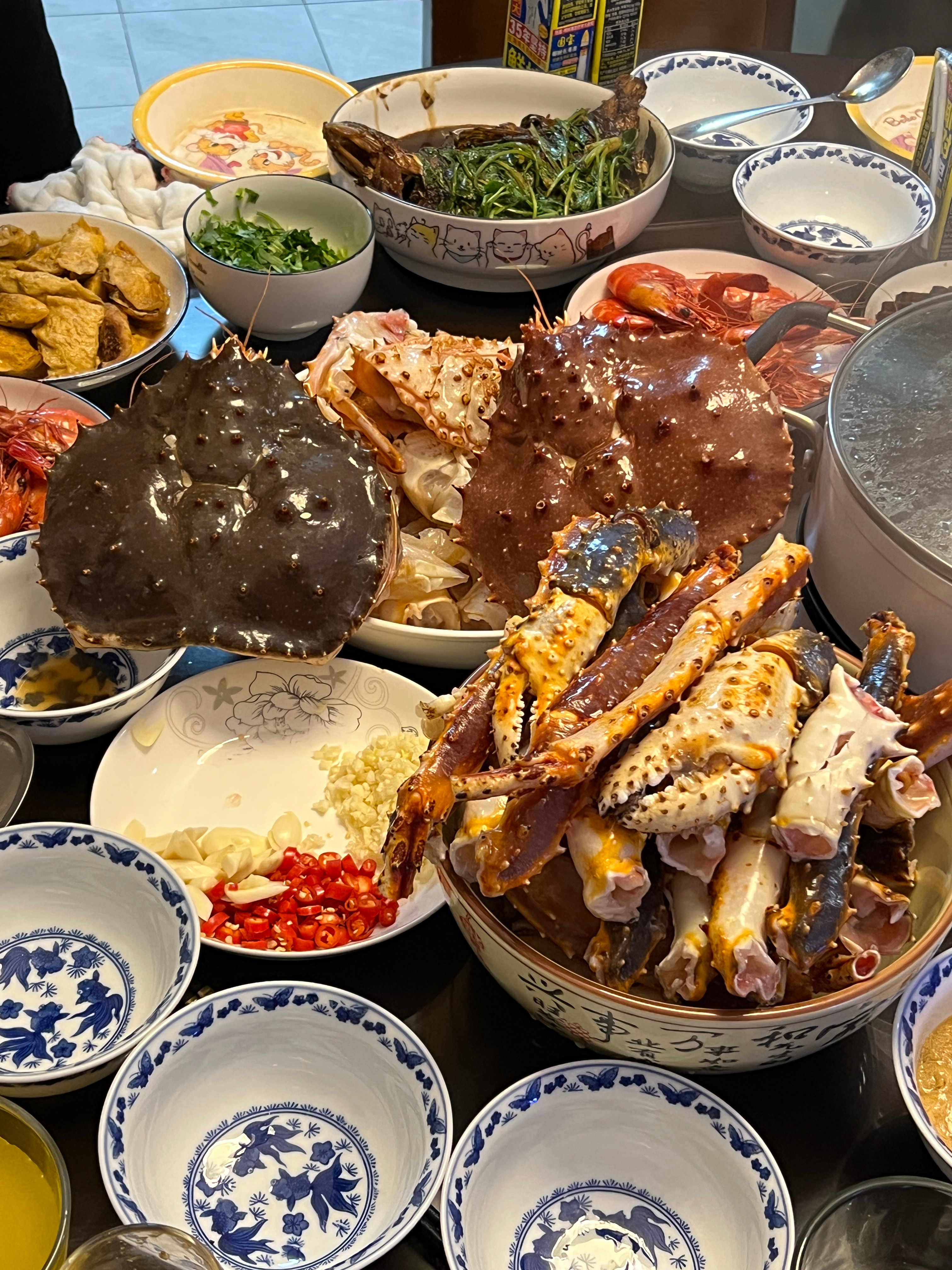 龍年到！❤️龙行龘龘！前程朤朤！生活䲜䲜！事业燚燚！ 【年夜饭是来自爸爸妈妈们的