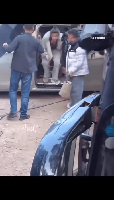 有呃粉说我咸吃罗卜淡操心，对它们磕老呃美貌指手画脚我无语凝噎