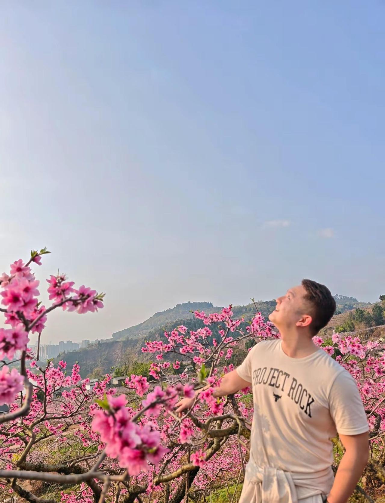 《自然会给出答案》当心情烦闷，没有活力的时候，就多去户外走走吧🌞。春天的味道 