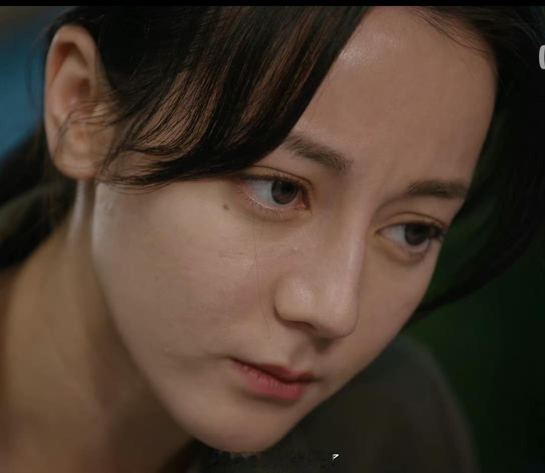 热巴这个状态还有人黑？这状态也太能打了吧！高清怼脸拍还这么能扛，毛孔、小痣都看得