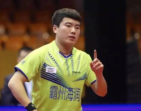 梁靖崑状态江哥日下，与洛杉矶奥运会已渐行渐远?

2025年WTT香港总决赛男单