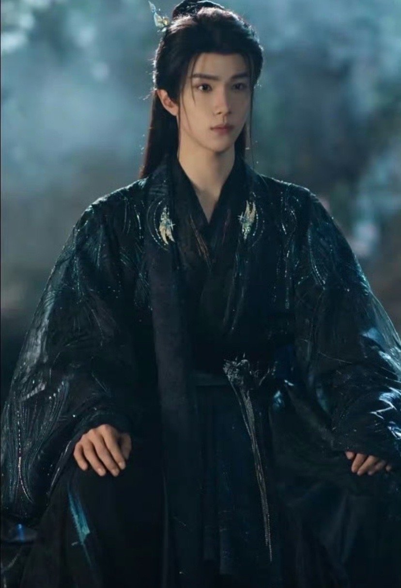 余承恩入青云杀青后出不了戏，杀青了还走不出司徒岭，余承恩这是把角色刻进骨子里了吧