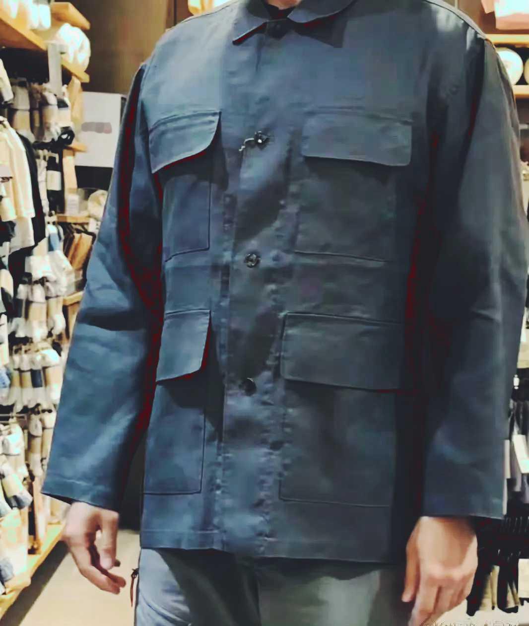 时尚是有轮回的，再加上一双解放鞋就完美了