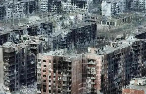 中国曾经拒绝了一笔接近6000亿美元的生意！乌克兰战后重建十年缺口已经涨到588