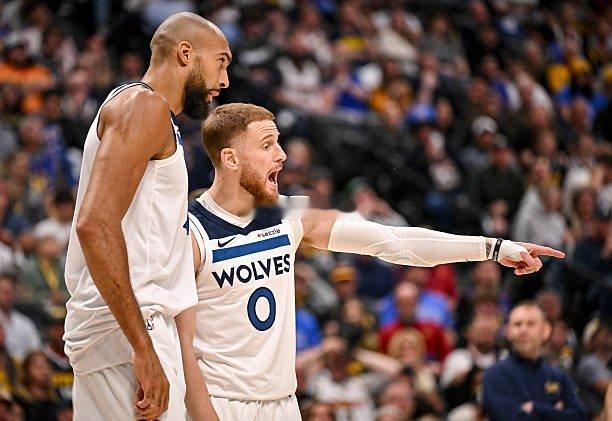 每年季后赛都有一群人各种黑戈贝尔。戈贝尔的表现怎么就对不起身价了？戈贝尔所在的球