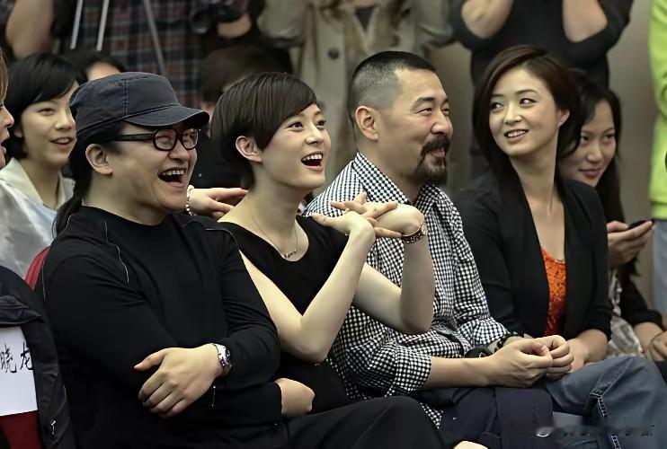 《甄嬛传》都15年了，2011年上映，那时候真的除了陈建斌大家都好年轻的感觉，《