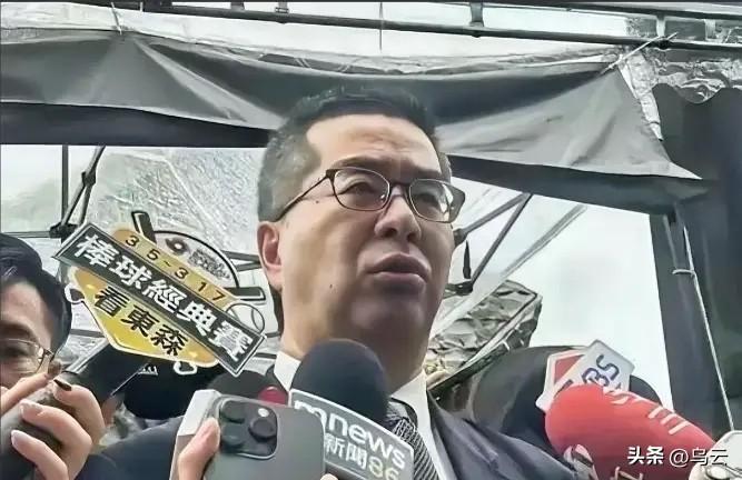 不装了！国民党副主席萧旭岑2月27日表示，“今天全世界的民主国家都认为要跟中国大