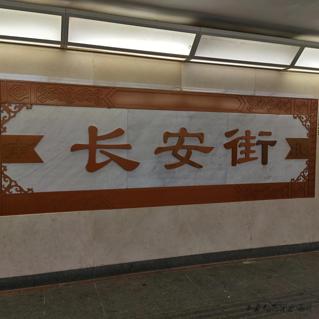 #秋日生活打卡记# 
秋天也很好。桂花会开，空气会香甜，我们会变好，一切充满希望