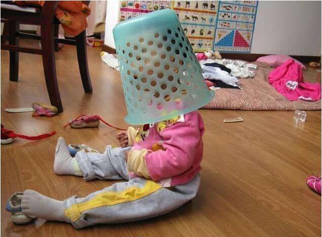 我们的大脑，分为很多部分，这些部分有不同的功能。
比如左脑负责逻辑，右脑体验情感