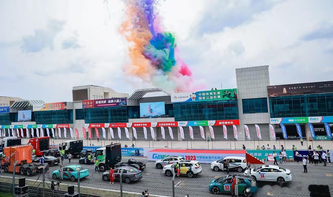 #30万的电动车不需要4秒级的加速能力#30万以内的电动车，需要零百加速4S以内