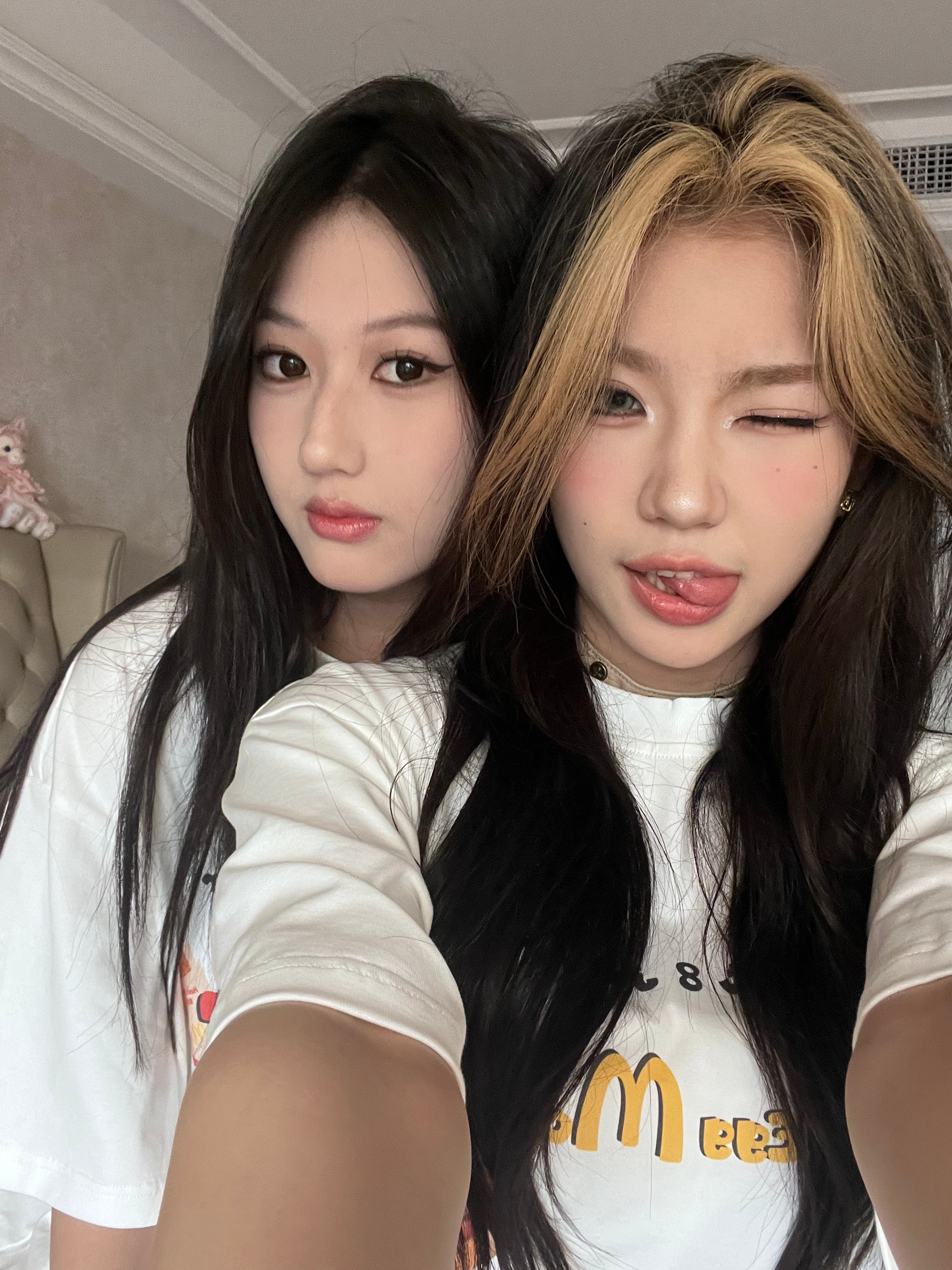 自拍三枚🐱🐶 ​​​