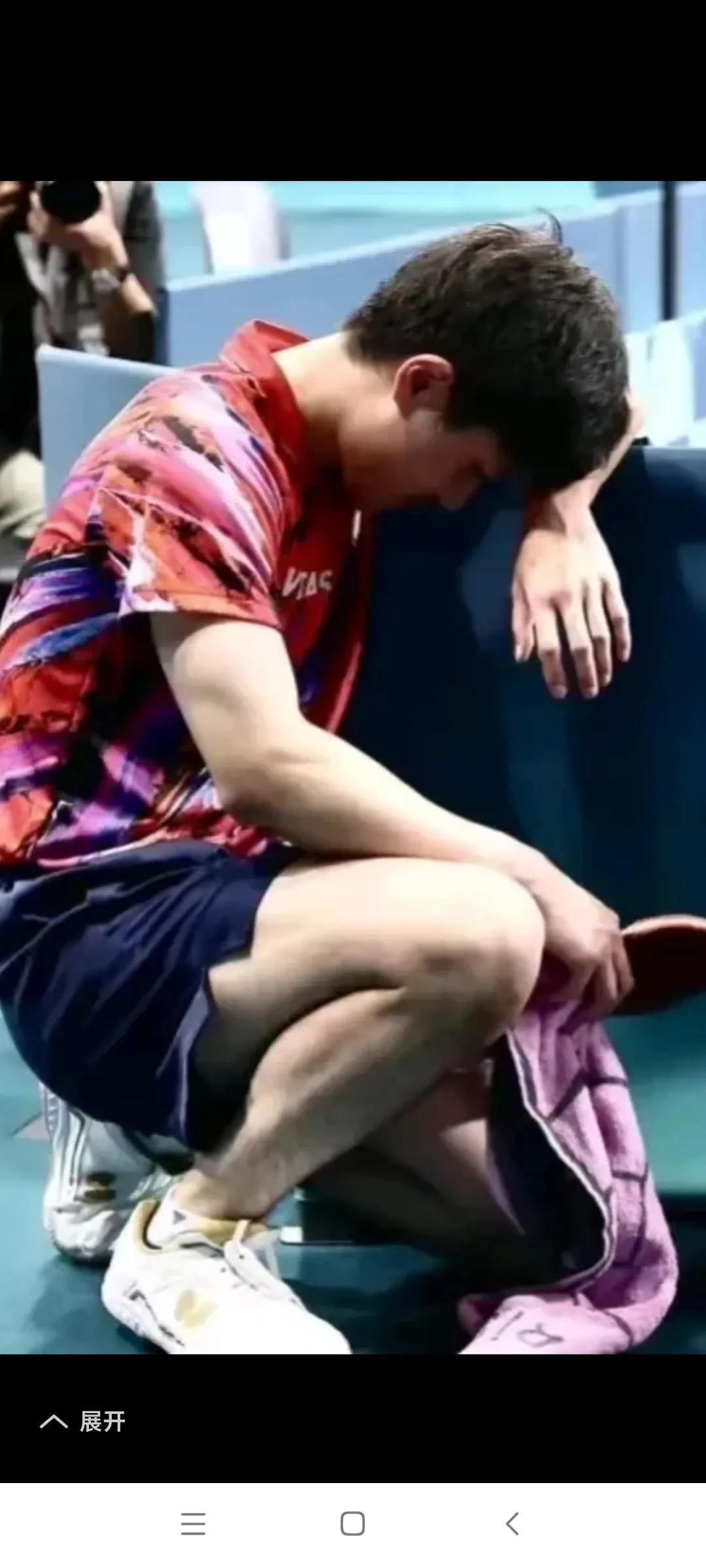 你发现没有
在樊振东0：2落后的时候，
教练王皓用起里约奥运会上
马龙0-2落后