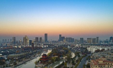 先跟你聊聊淮阴工学院，也就是刚刚正式获批更名为“淮安大学”的这所学校。没错，这学