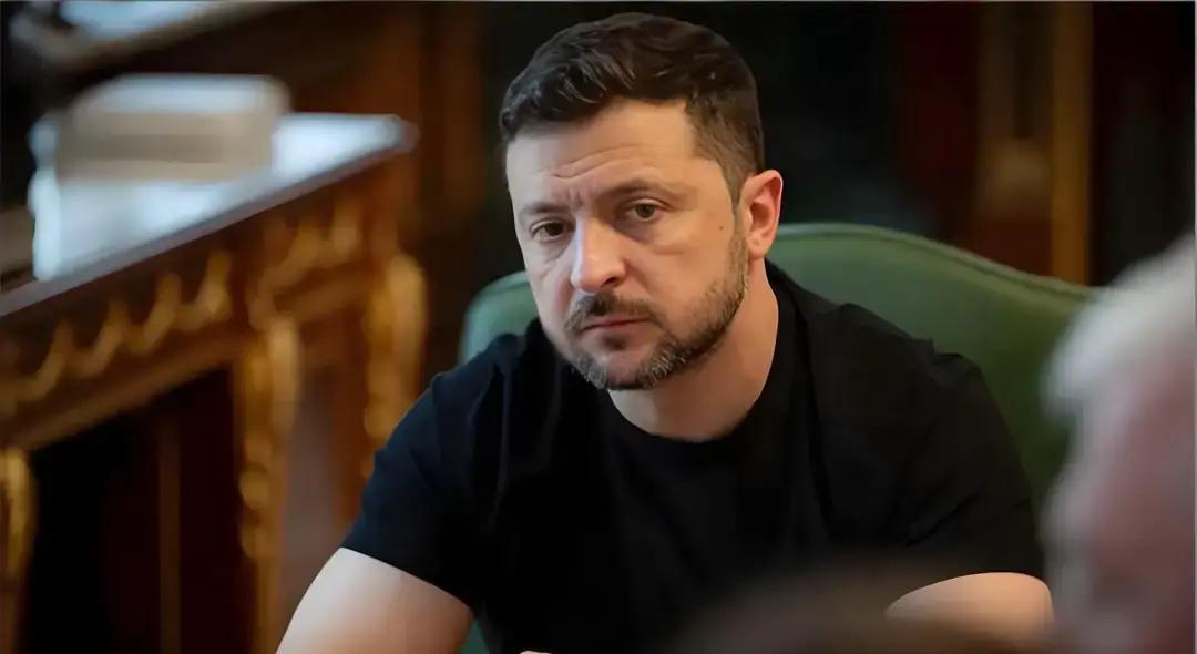 俄乌冲突泽连斯基真没必要为难！胡同的大爷给出好建议：一、以2014年3月18日后