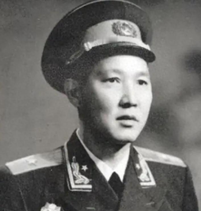 傅崇碧在回忆铁原阻击战时，多次提到187师，师长后来于1988年晋升为上将，这是