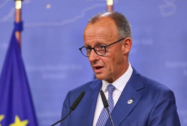 中国出手反制美国后，欧盟态度变了，忙不迭约中方坐下来谈谈
前脚刚把10家美国实体