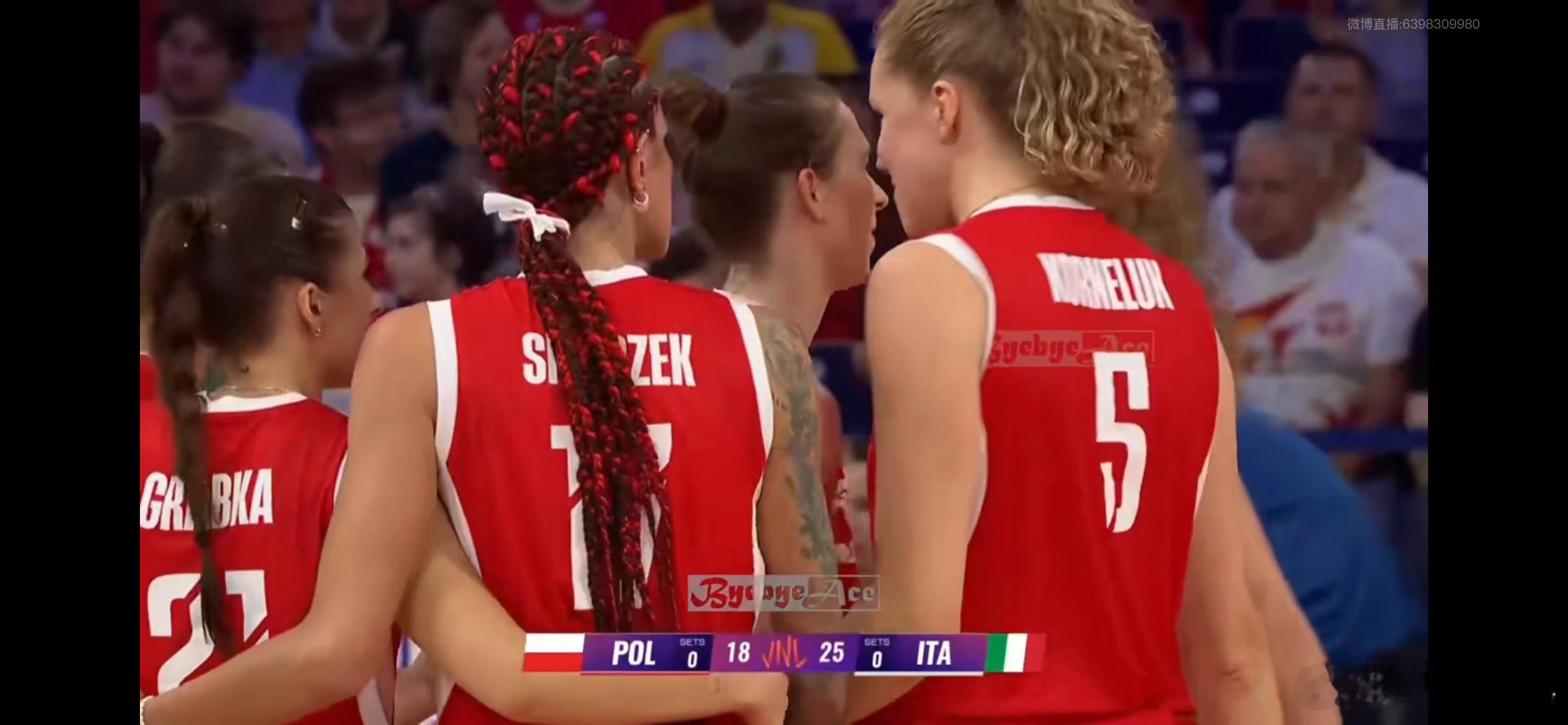 世界女排新闻意大利女排vs波兰女排 第一局意大利25-18轻取波兰后半段波兰的拦