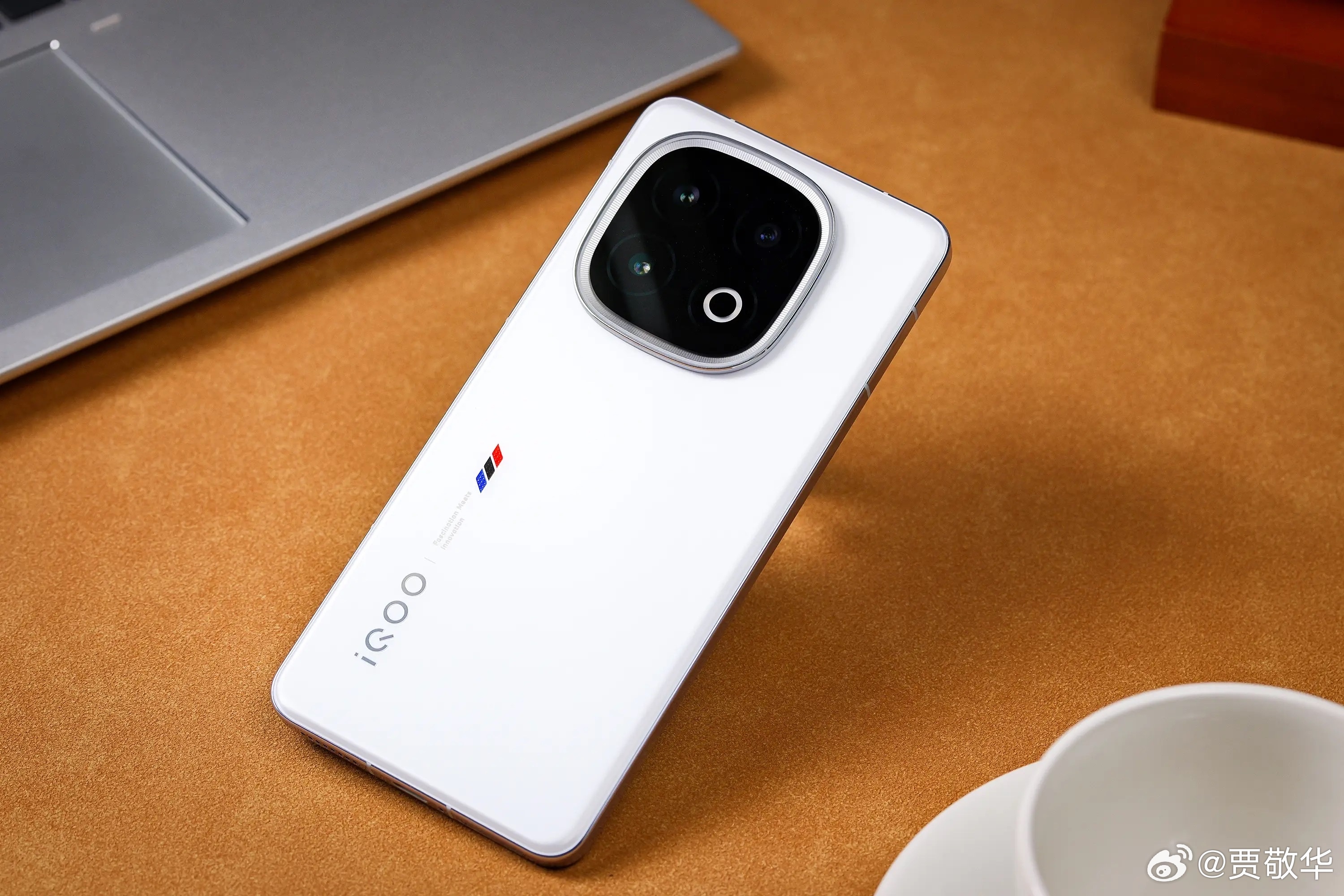  周末也是到点就醒了，我这个生物钟太烦人了。起床，搬砖去！ 