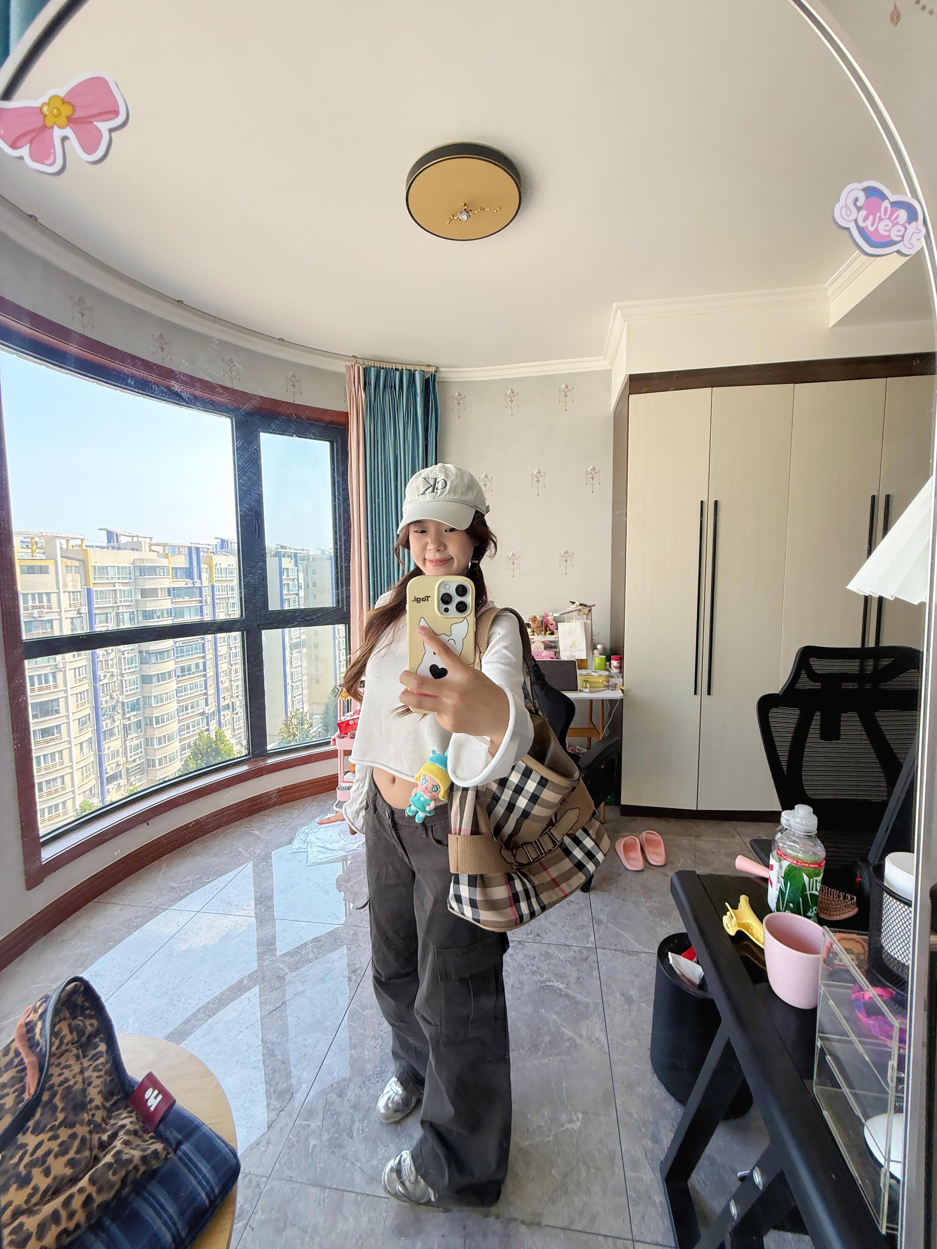 背上爱包出街 ​​​