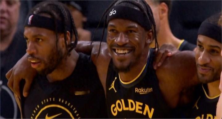 今天和一位老记者赛后摇头说，巴特勒这次伤得真不凑巧。第三节正打到关键处，他右膝一