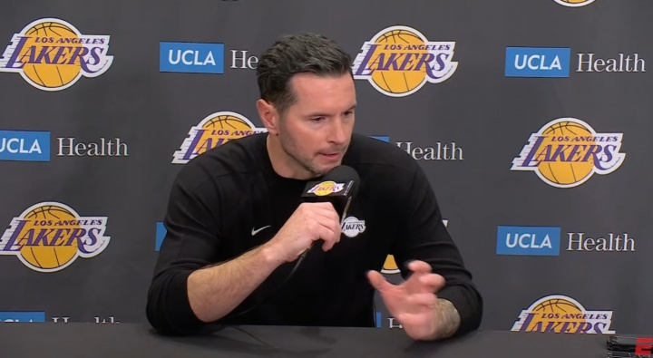 #雷迪克说有人不愿意训练# 雷迪克：“我们一直都有在训练。我之前就说过，这关键在