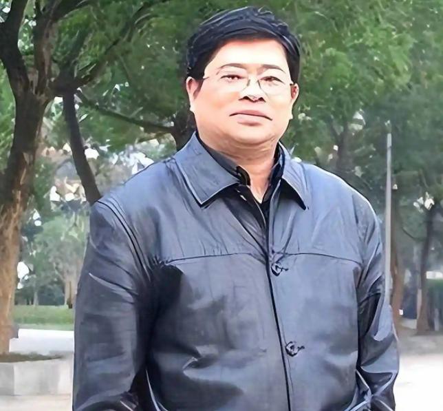 台湾费尽心思安排到解放军内部的间谍，全都被李志豪给揪了出来，当这两个人的身份曝光