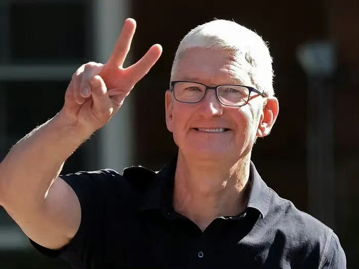 #iPhone16今晚8点预售# 买吗？兄弟们？觉得没意思，不准备买的，举个手？