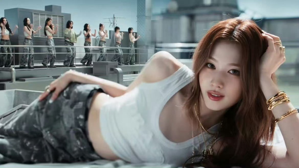 misamo新歌这张脸是神的杰作 【sana】浑身上下都是锐角 锋利如弯月刀般的