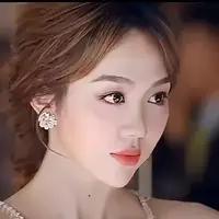 《小城良方》有成为爆款剧的潜力。该剧于10月18日开机，由柠萌影视出品，爱奇艺联