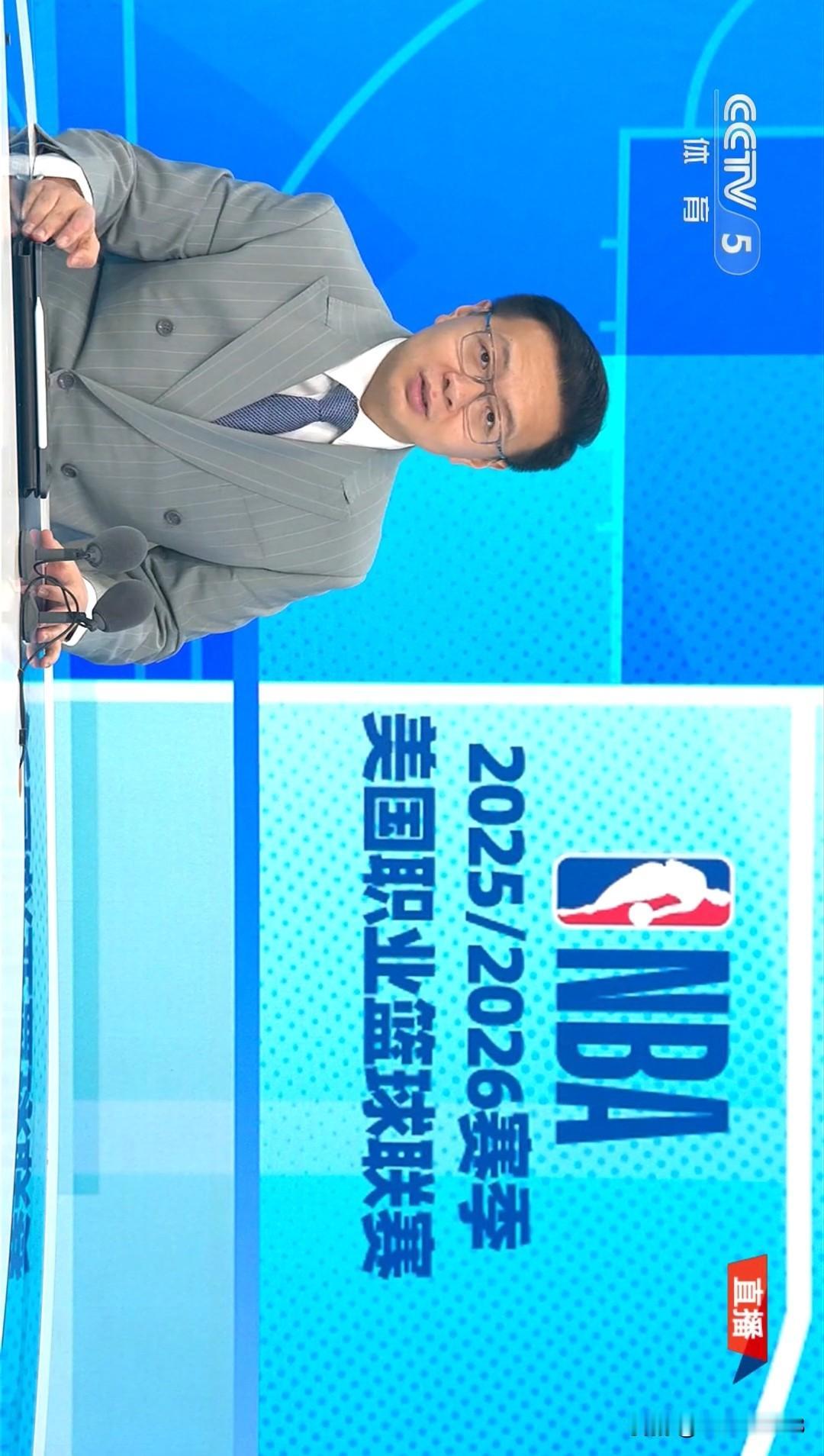 乐邦如果能带领残阵湖人跟雷霆鏖战三节，也能风评好转点！！！湖人队内对抗赛 湖人不