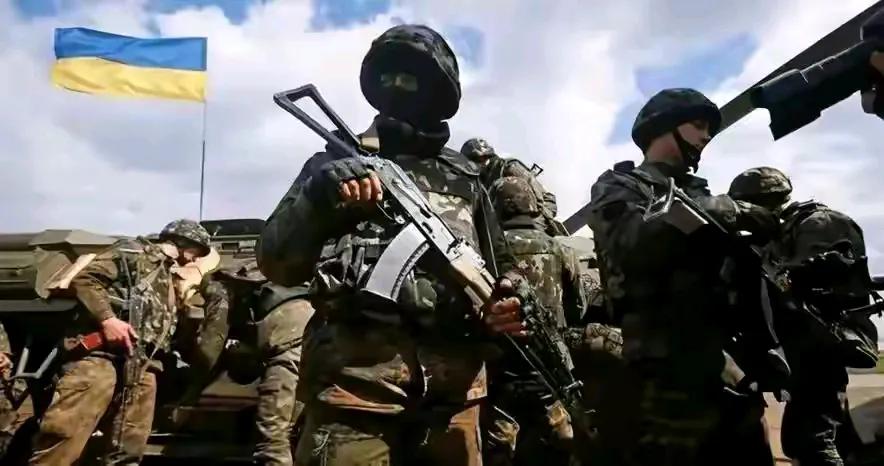 依照美国特朗普政府提出的关于终结俄乌冲突的28点方案，乌克兰无需向俄罗斯投降，仅